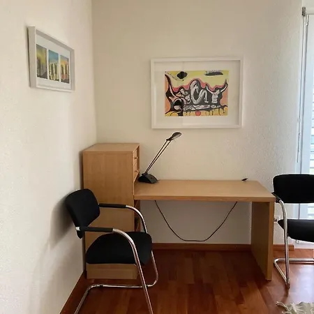 Komfortable 2-Zimmer Ferienwohnung in Rorschacherberg mit schöner Aussicht, inklusiv Tiefgaragenplatz *