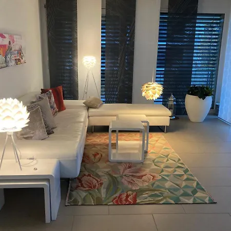 Apartment Komfortable 2-Zimmer Ferienwohnung in Rorschacherberg mit schöner Aussicht, inklusiv Tiefgaragenplatz Rorschacherberg